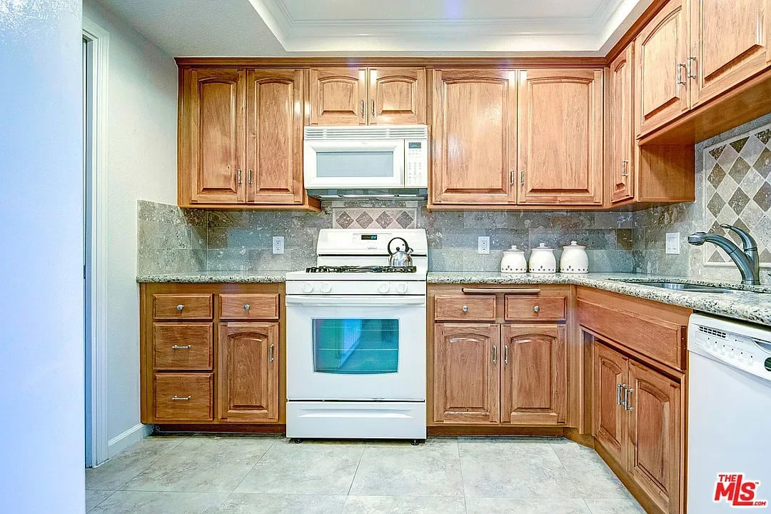 8512 Tuscany Ave APT 320