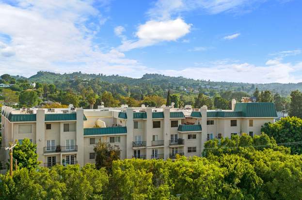 4915 Tyrone Ave #236