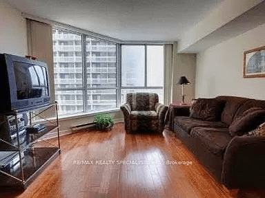 38 Elm Street, Unit 1207