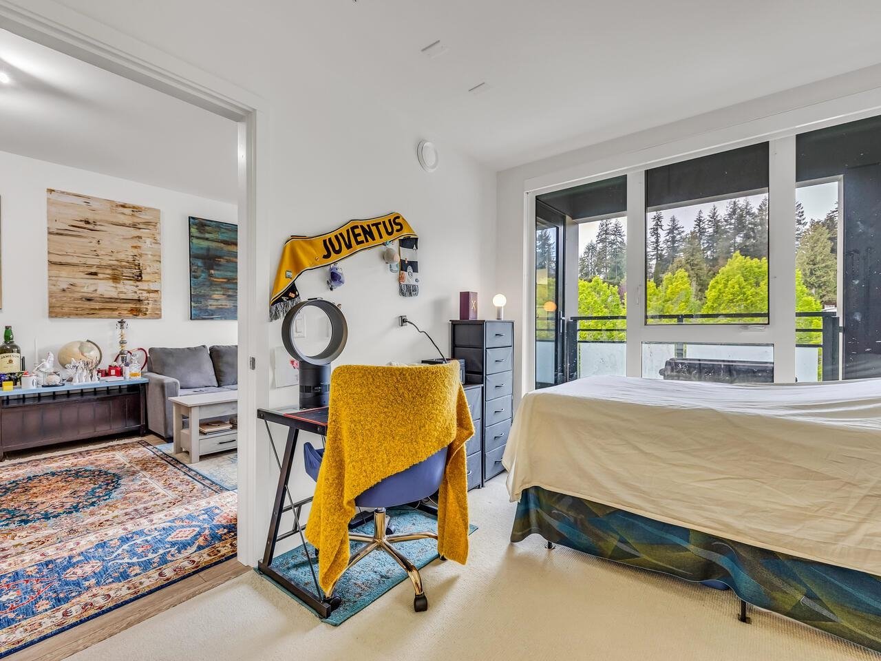 410-1061 Marine Dr