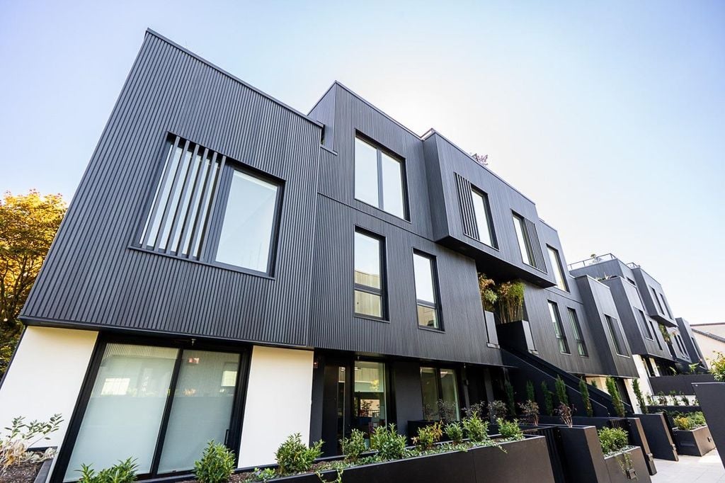 539 W 28th Avenue 202, Vancouver