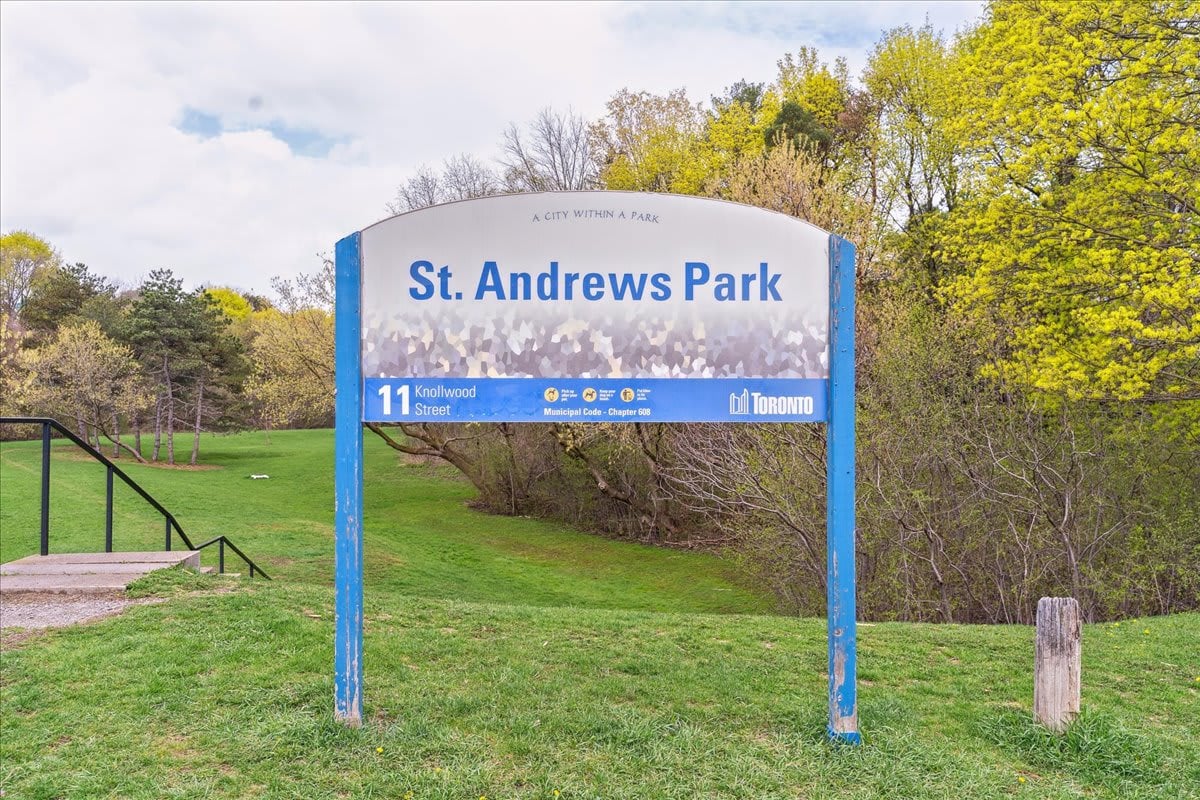 St. Andrews Family Jewel