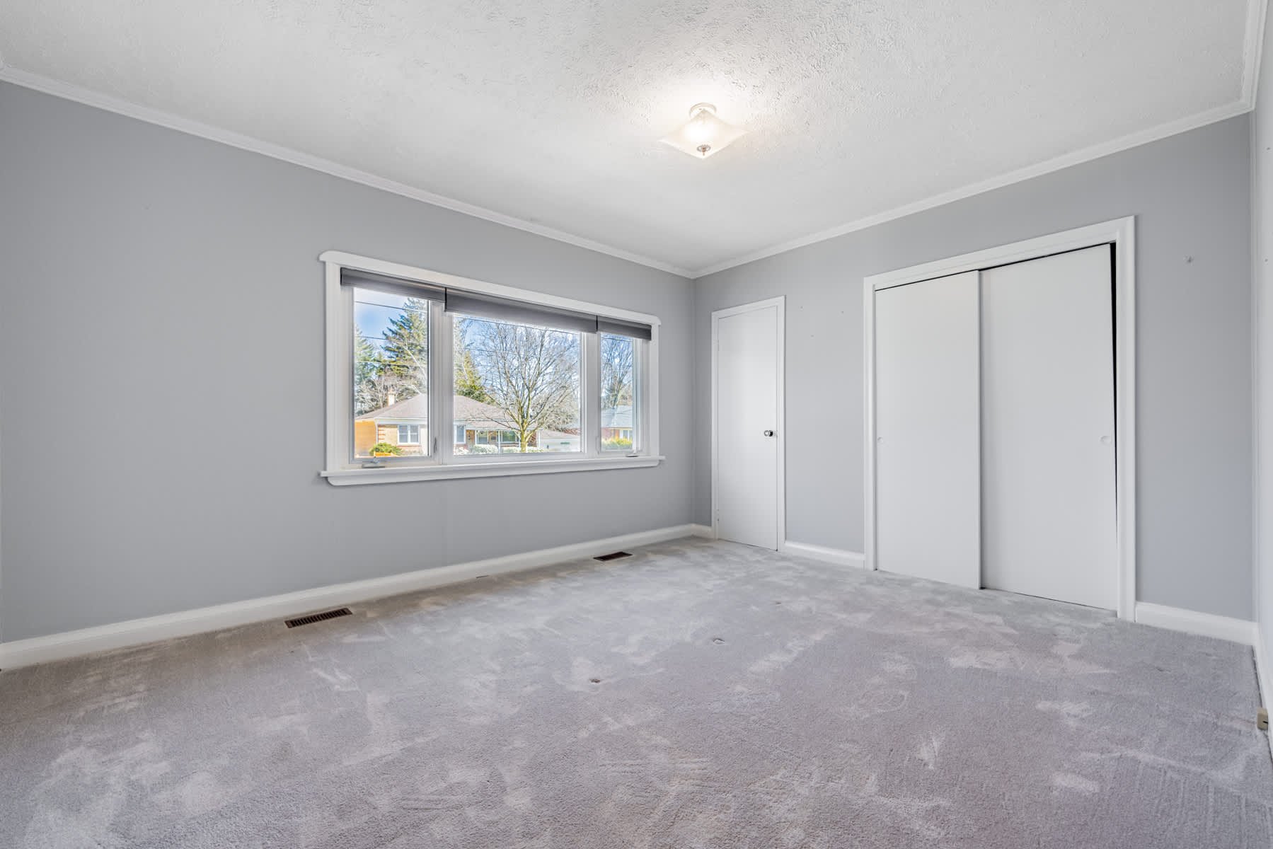 1578 Kenmuir Avenue