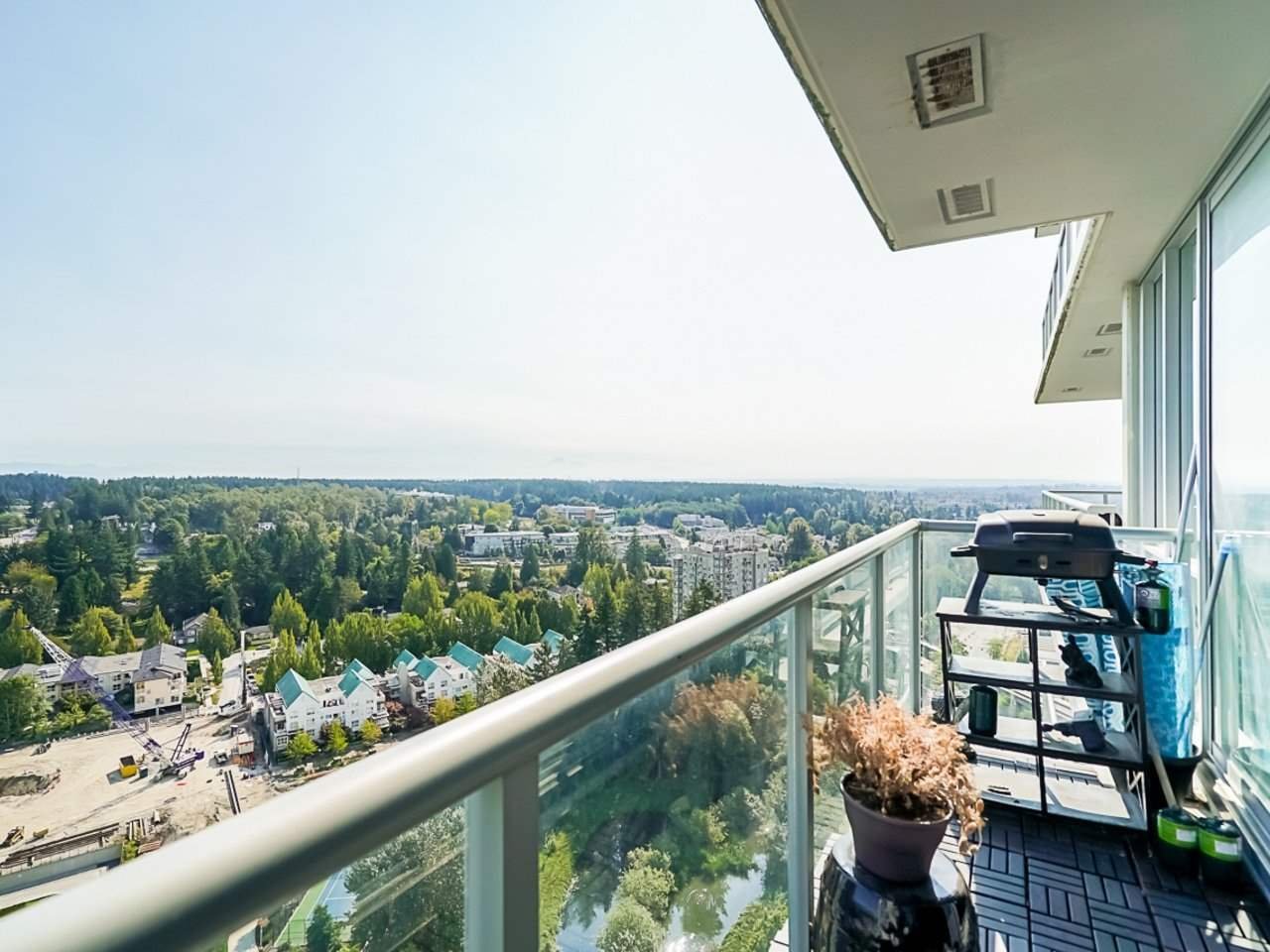 2603-9981 Whalley Boulevard, Surrey