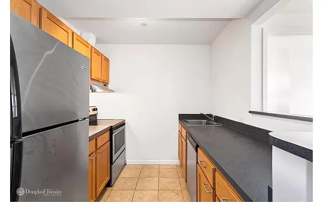 27-37 27th Street Unit: 1G