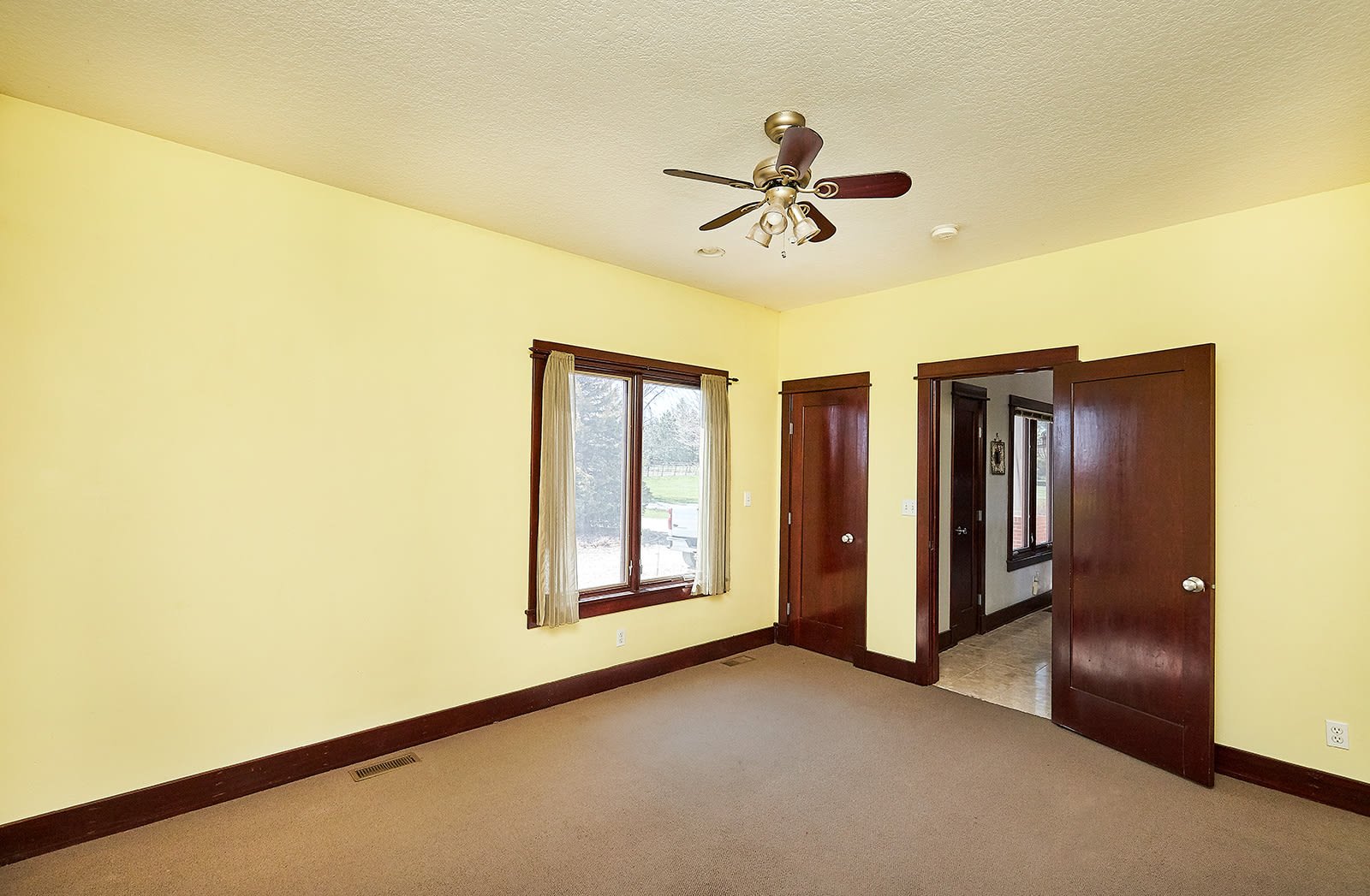 32869 Hideaway Lane