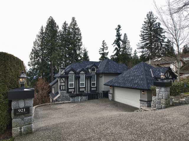 921 Sauve Ct