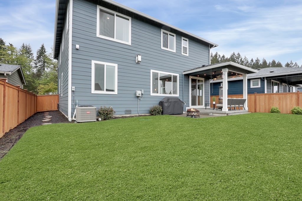 KB Home Resale in Falling Water