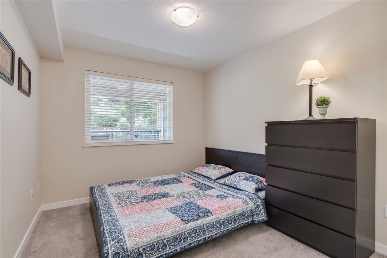 411-160 Shoreline Circle