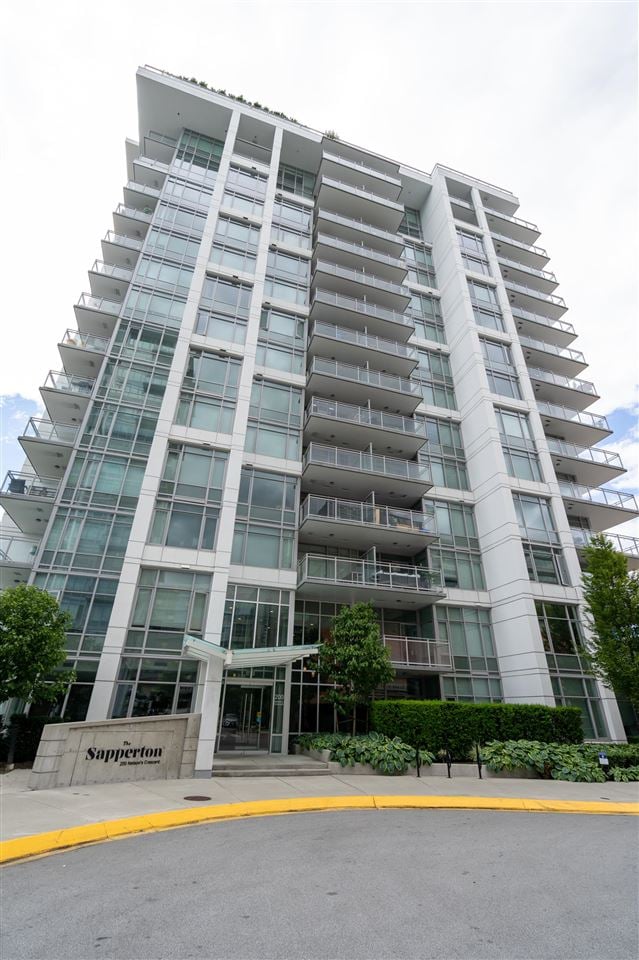 506-200 Nelson's Cres