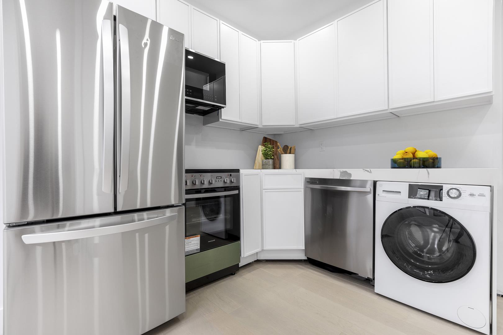 41 Hawthorne Street, Apt PH