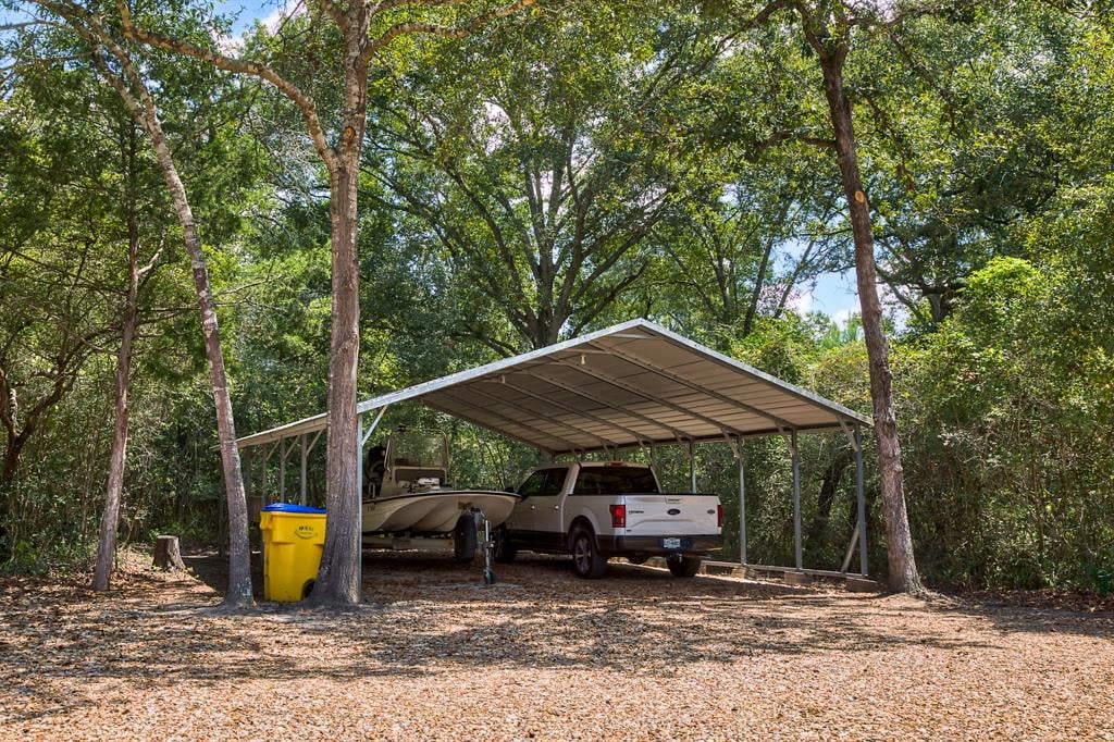 610 Post Oak Road Bellville, Tx 77418