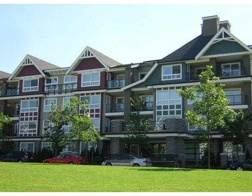 202-7088 Mont Royal Square