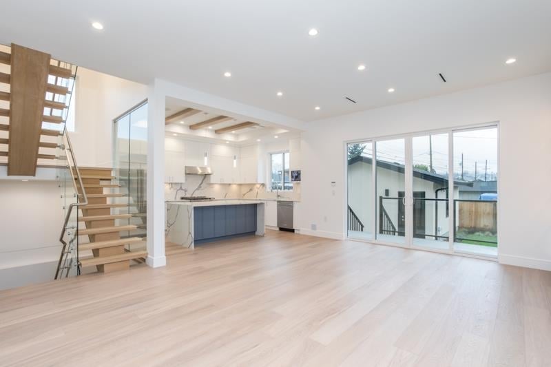 20 N Macdonald Avenue, Burnaby