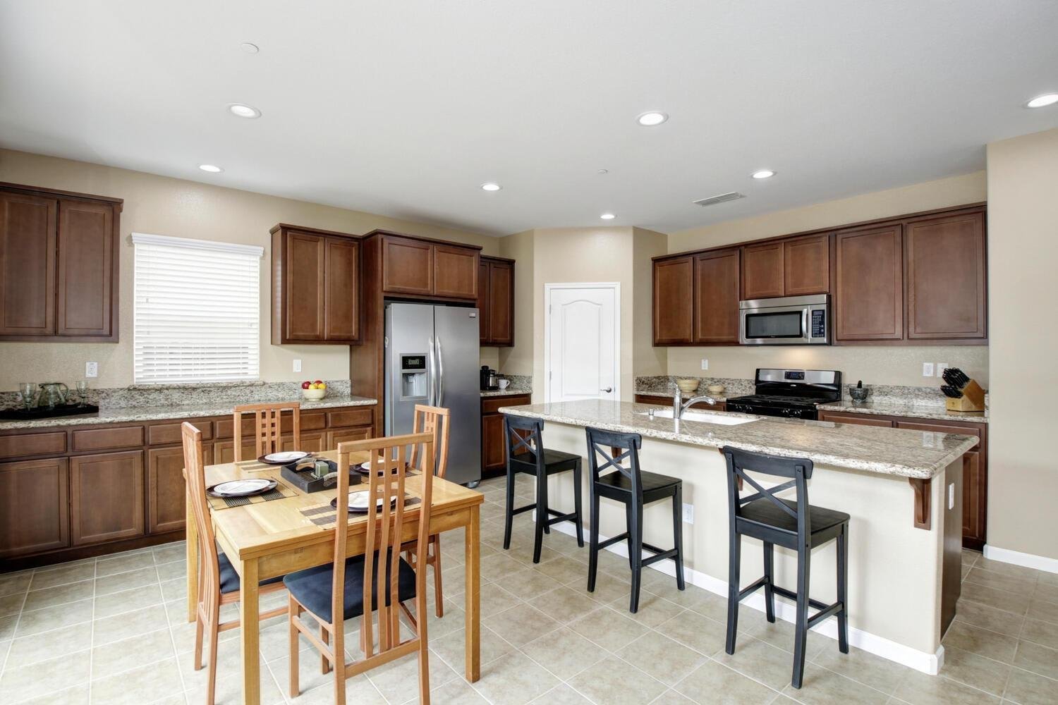 1342 Newton Dr