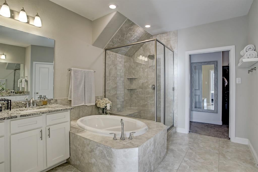 3614 Golf Dr