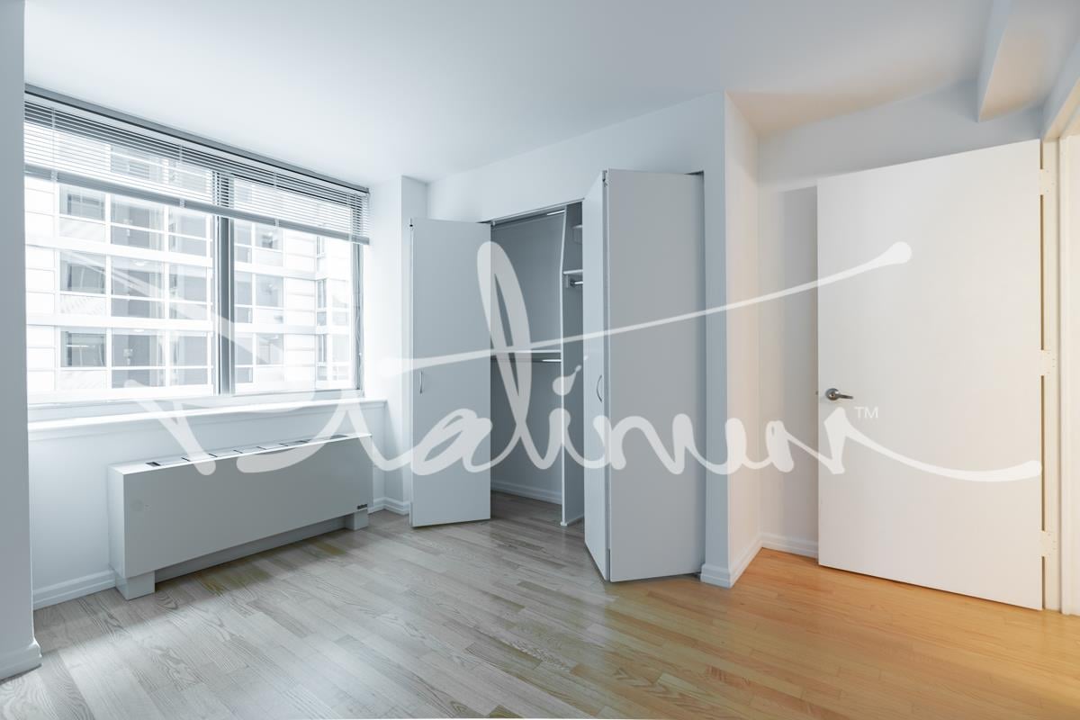 2 Gold Street, Apt 2114
