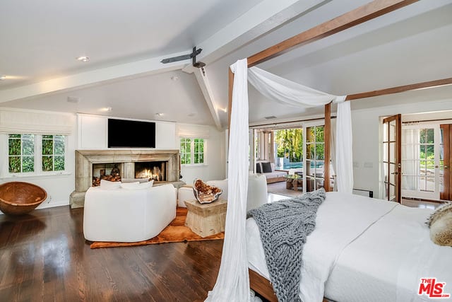 Villa Grove