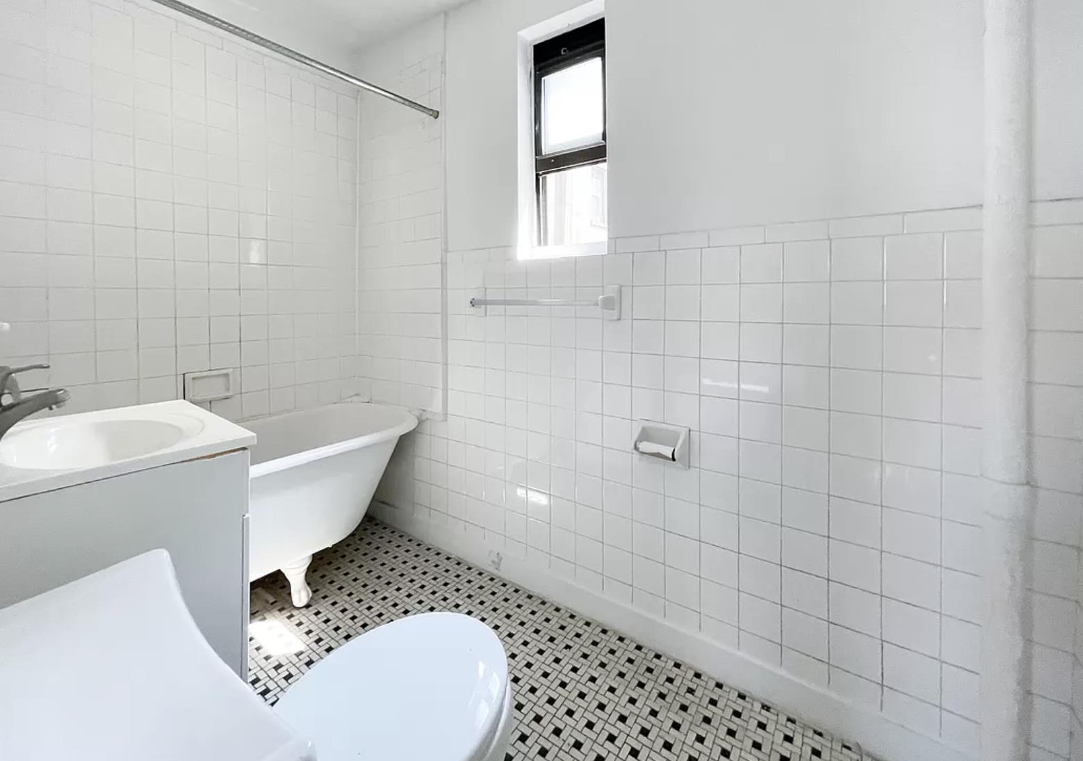 356 East 19th Street, Apt 2-E