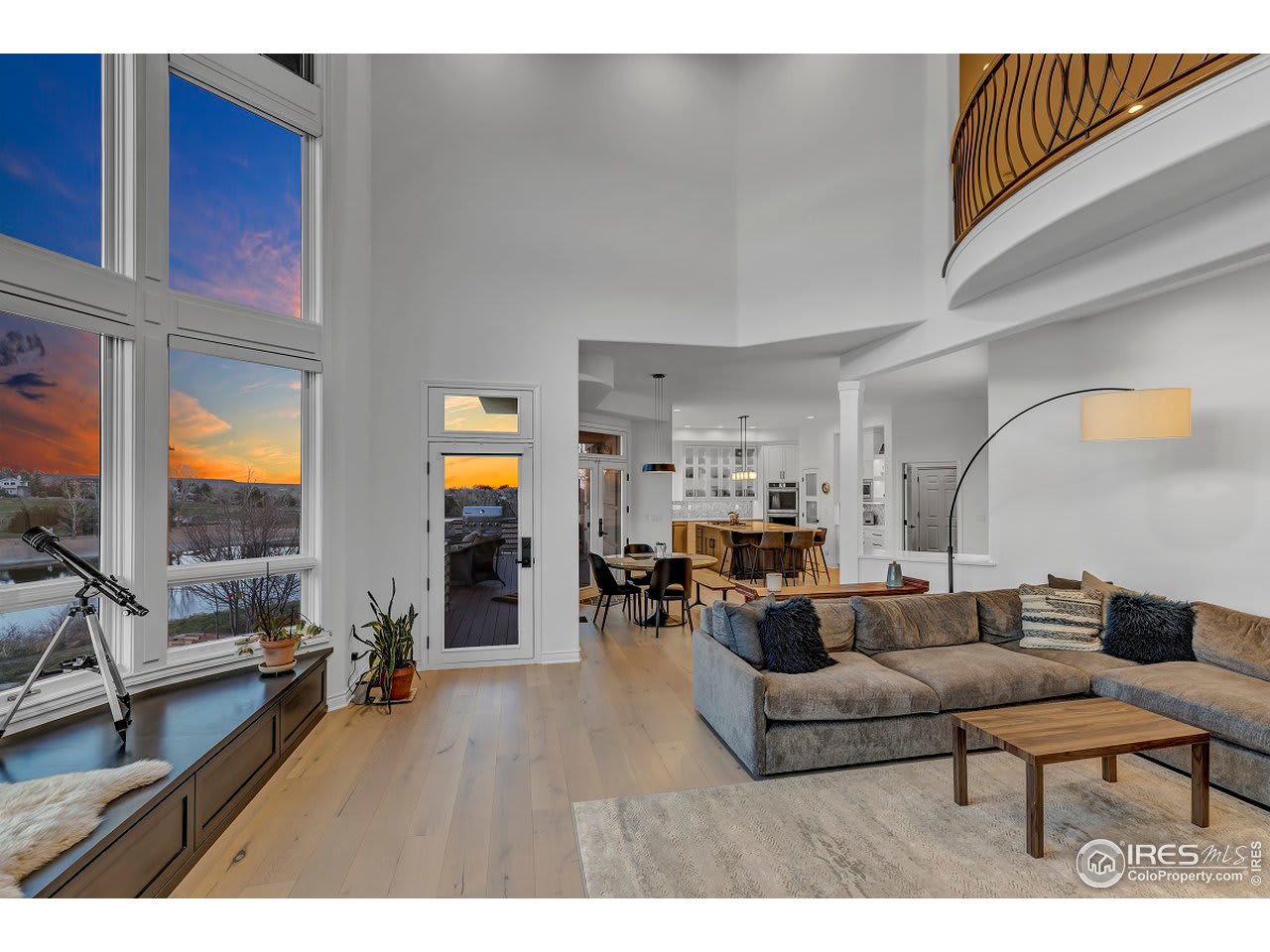4057 Spy Glass Ln