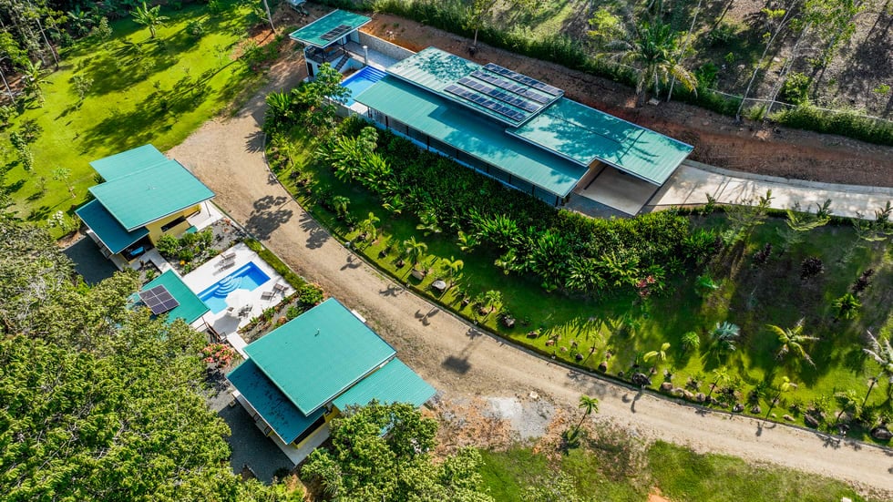 CUSTOM BUILT LUXURY RETREAT WITH GUEST VILLAS IN OJOCHAL