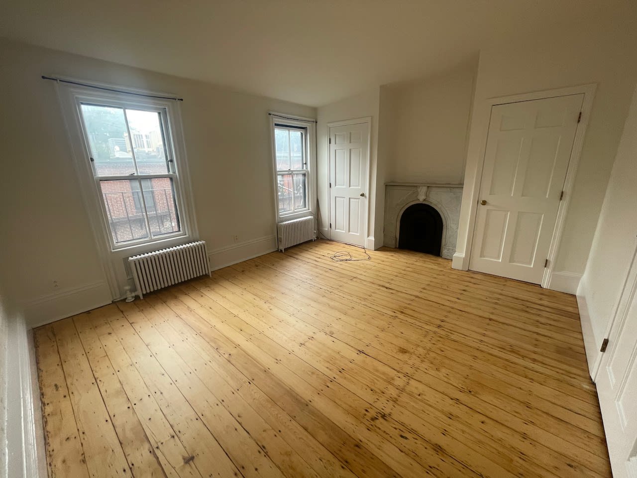 Available AUGUST - Appleton Street 1 bed 1 bath - Just Painted and Floors done - Heat and Hot water included - Pets are ok! 