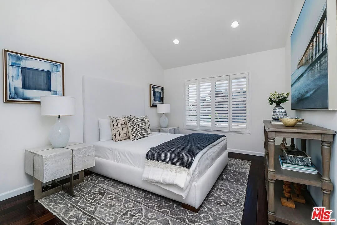 11706 Montana Ave APT 309