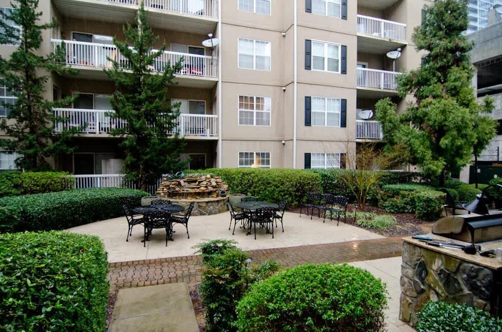 1075 Peachtree Walk NE, #A303