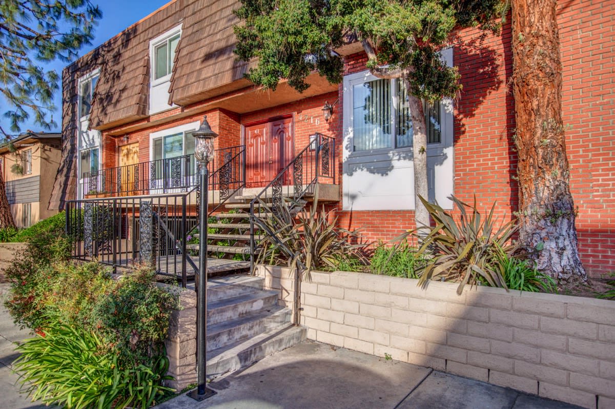 4216 Ethel Ave 6, Studio City, CA