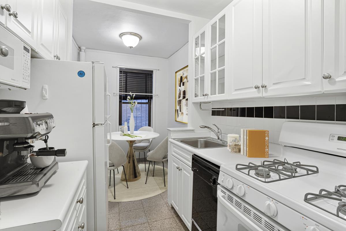 1410 York Avenue, Apt 4-G