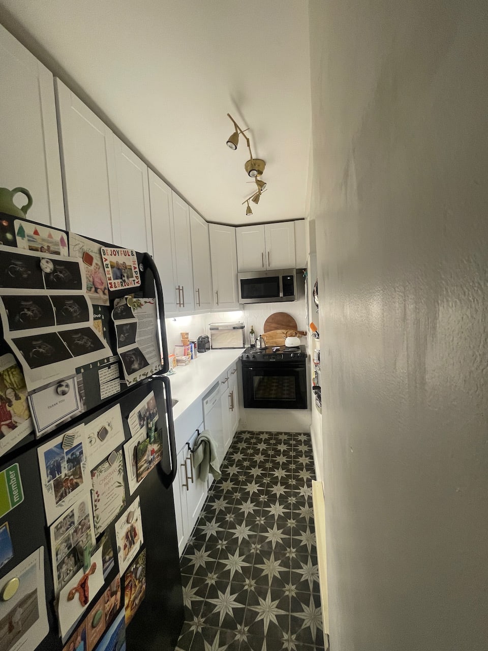 Warren Avenue @ Dartmouth Street - 2 Bed 2 Bath W. Laundry - JUNE 1 