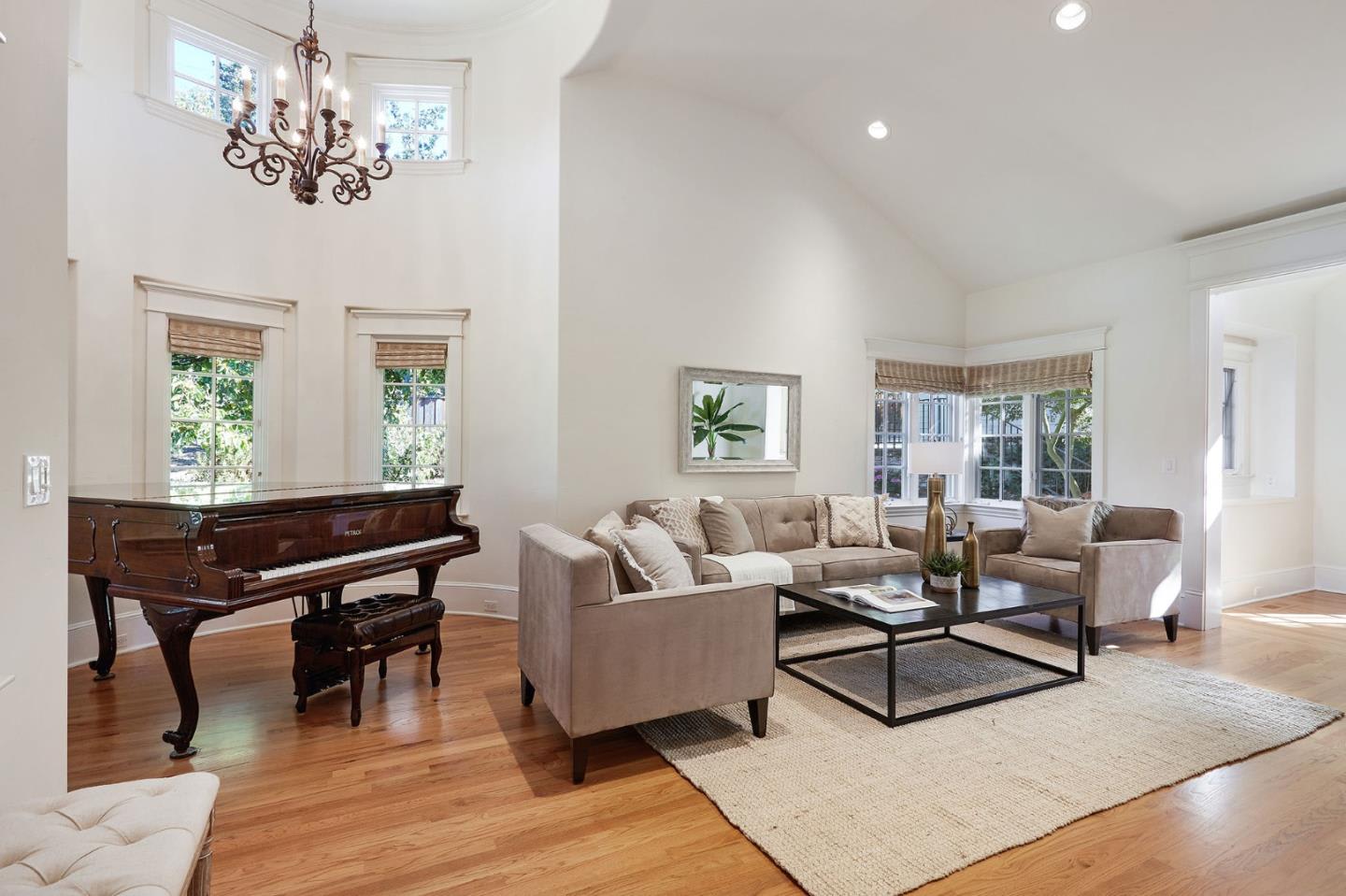 17930 Vineland Avenue, Monte Sereno