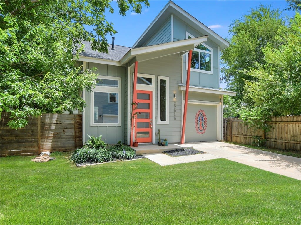 2203 Willow Street, Unit B