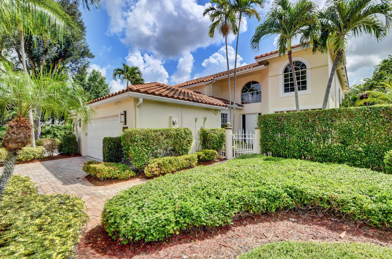  5846 NW 24th Ter