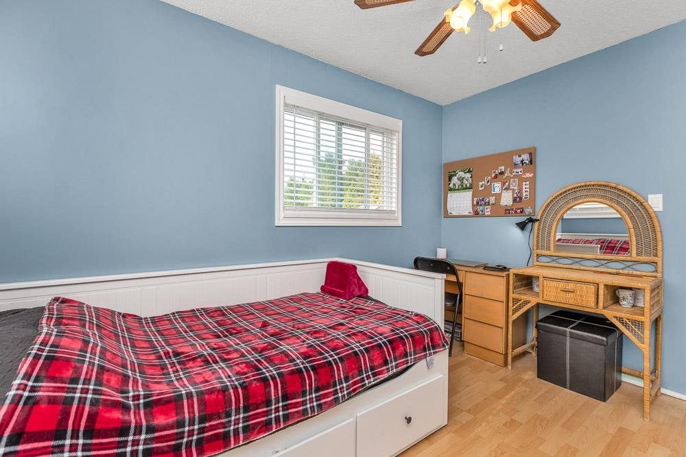 1158 Esperanza Dr