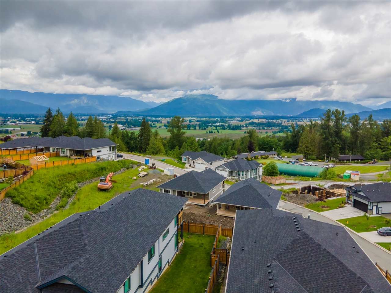 11-8295 Nixon Rd