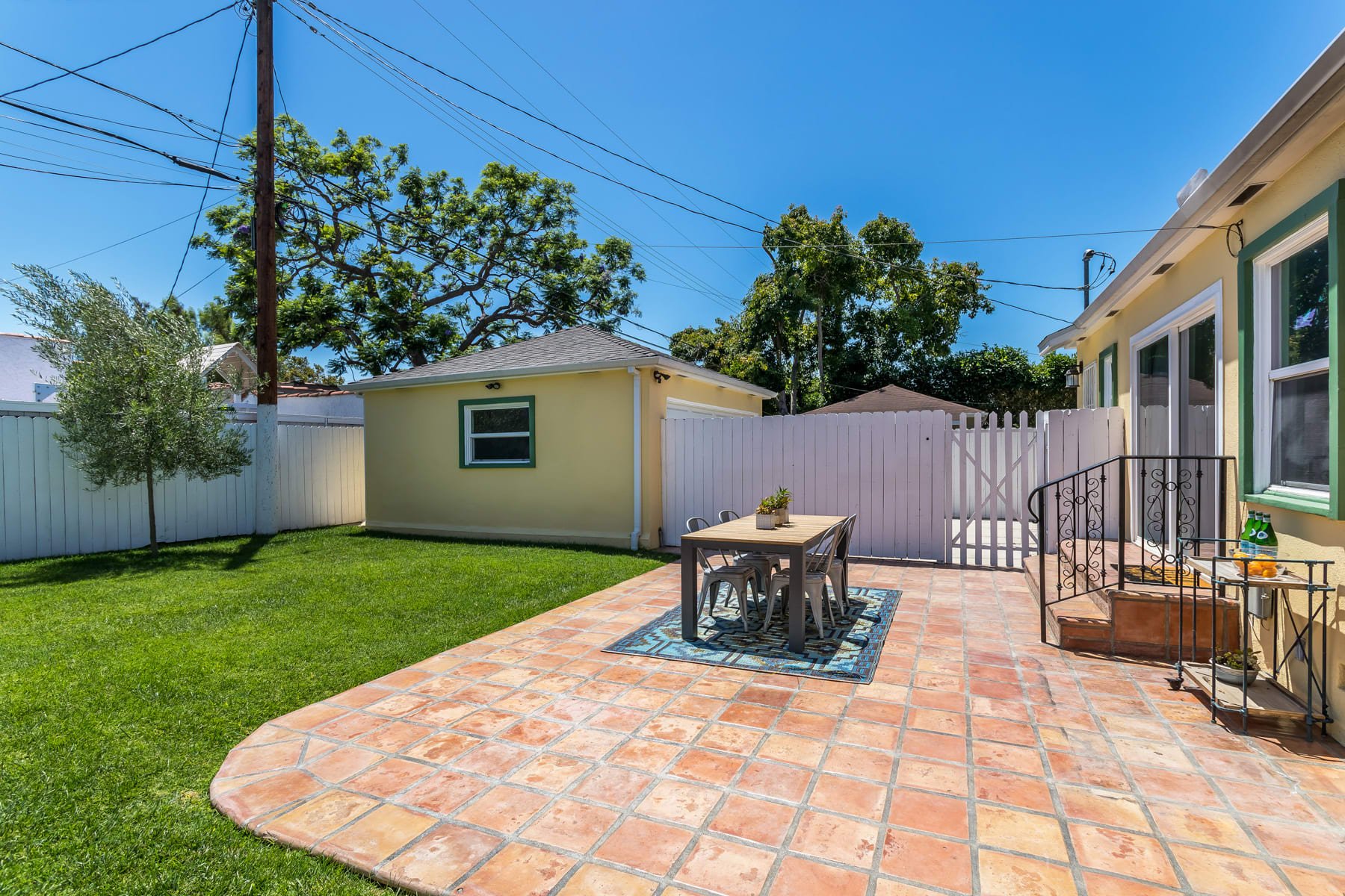 Lovingly Updated Traditional Home in Picfair Village!