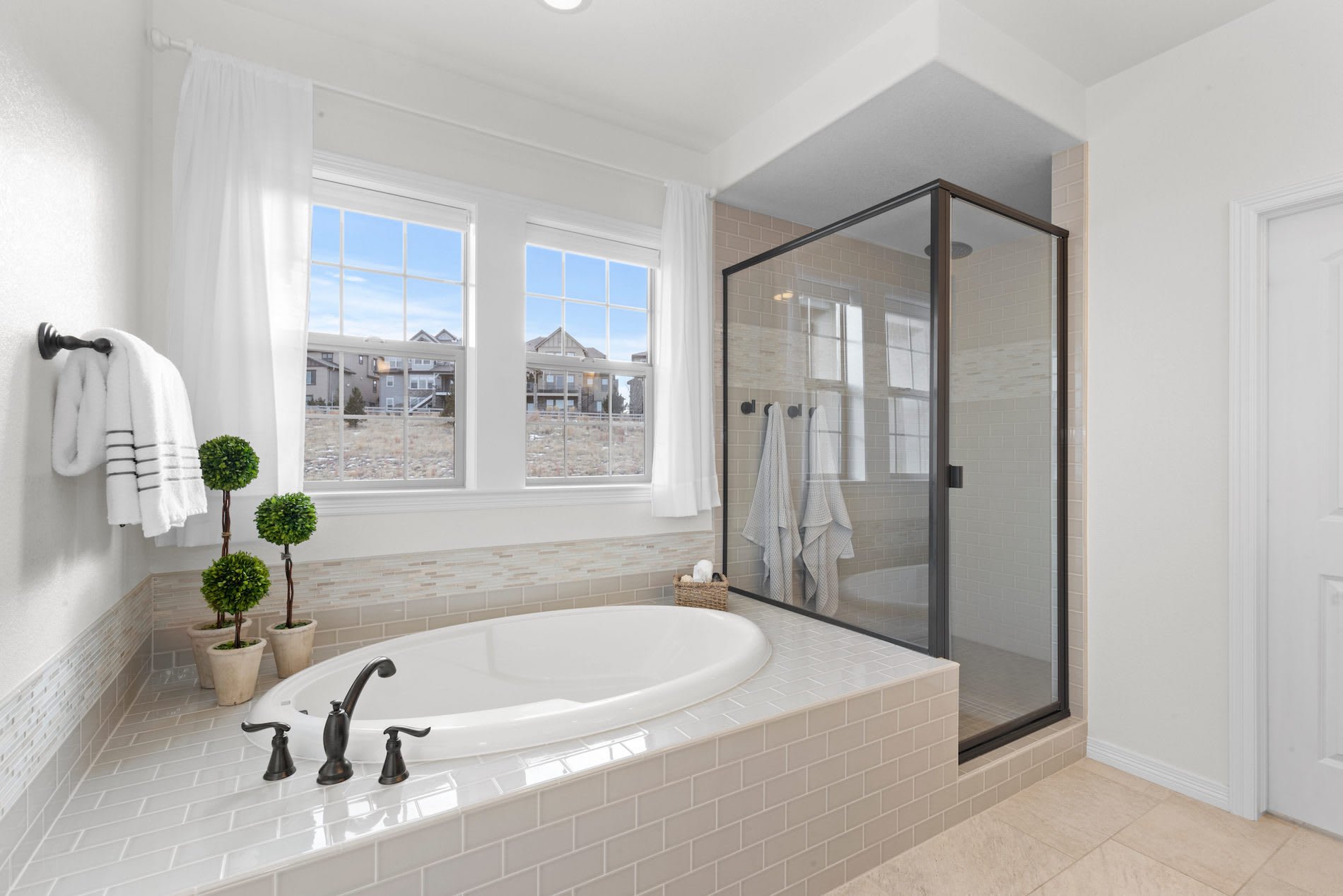 1222 Starglow Place