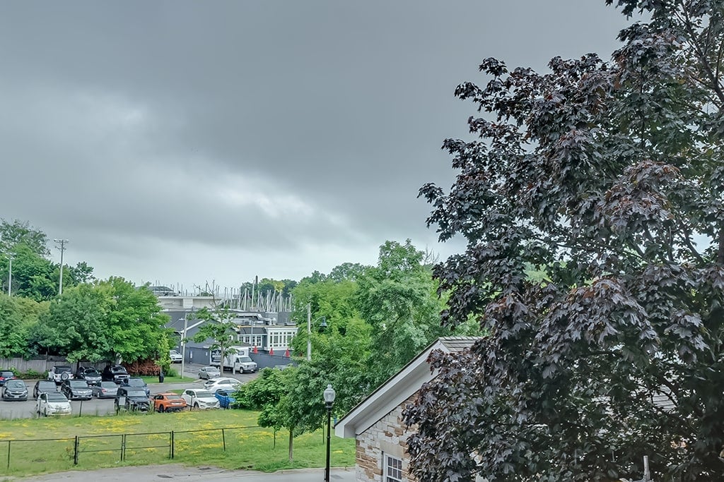 100 Lakeshore Road E Unit: 505