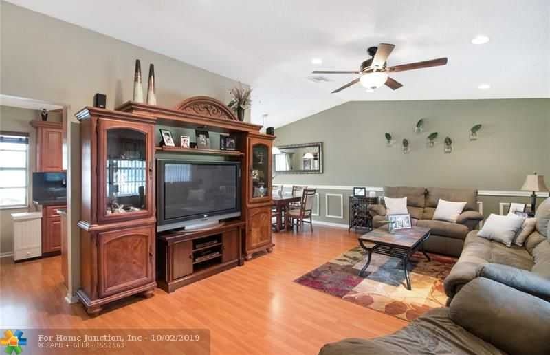 2679 NW 123rd Ave