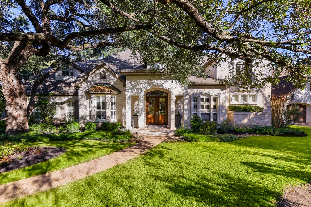 3801 Meandering Creek