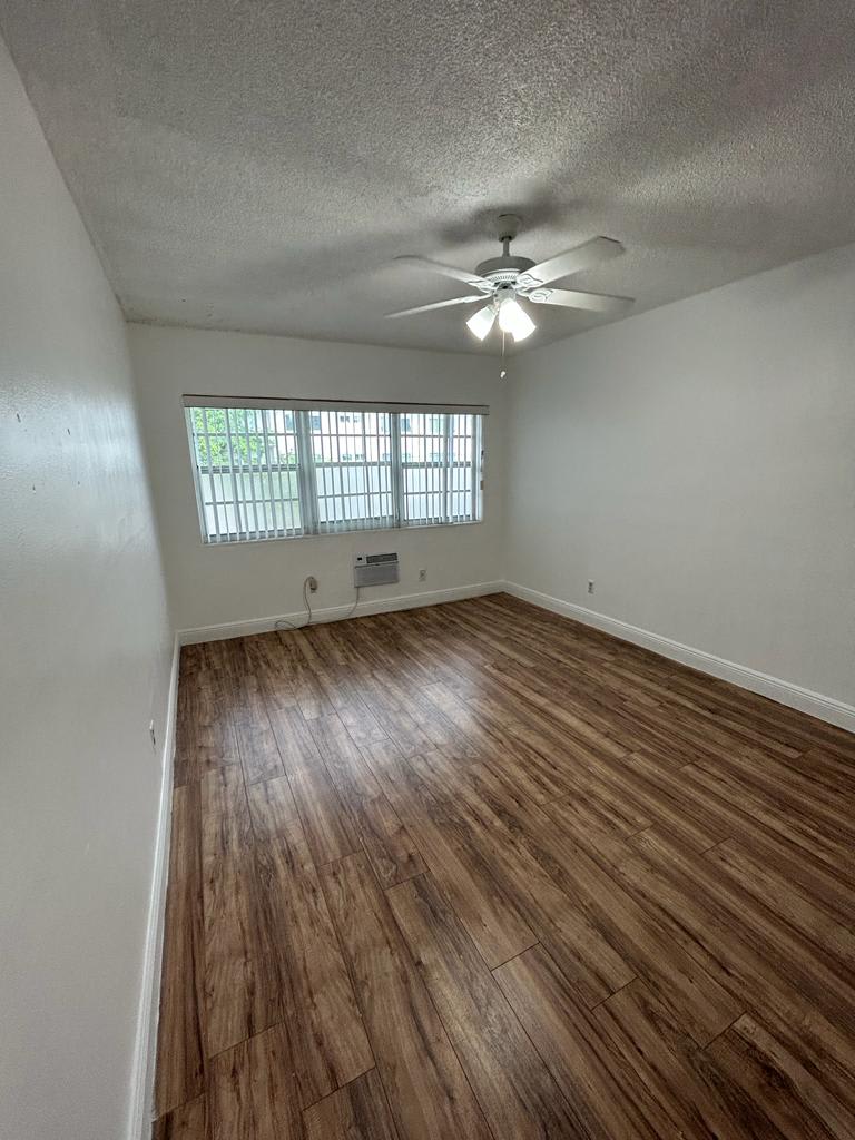 7920 East Dr #14 North Bay Village