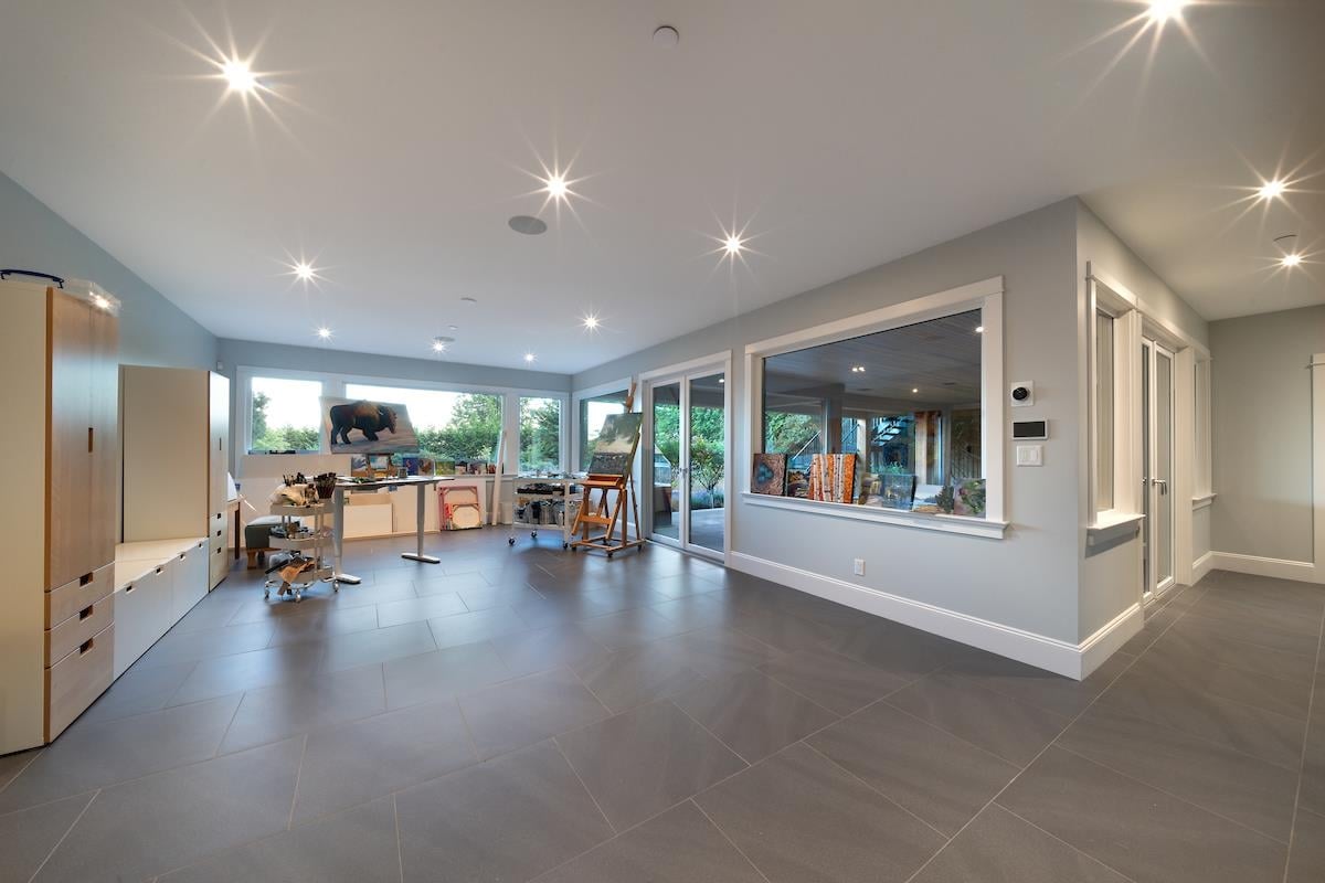 4428 Piccadilly North