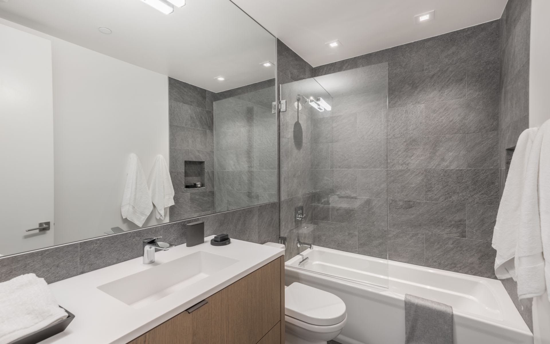 21 Rosemont Pl