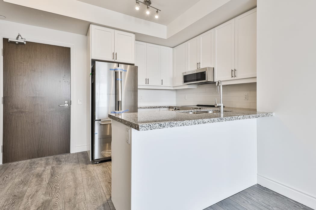 Unit# 814- 1050 Main Street