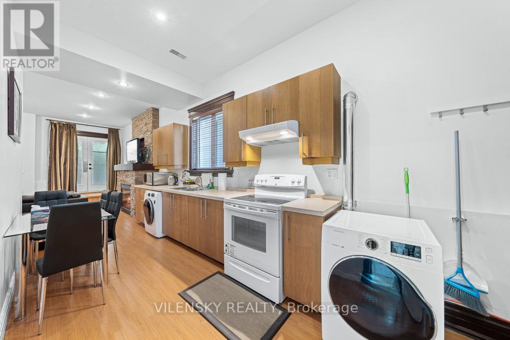 #BSMT -9193B Bathurst St
