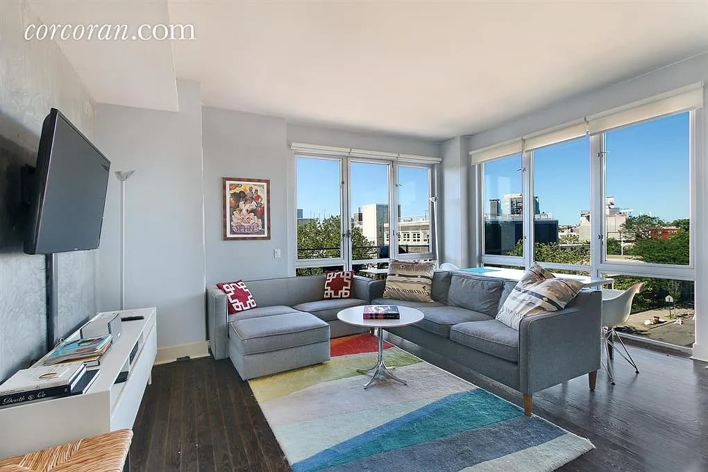 415 Leonard St Unit: 5E
