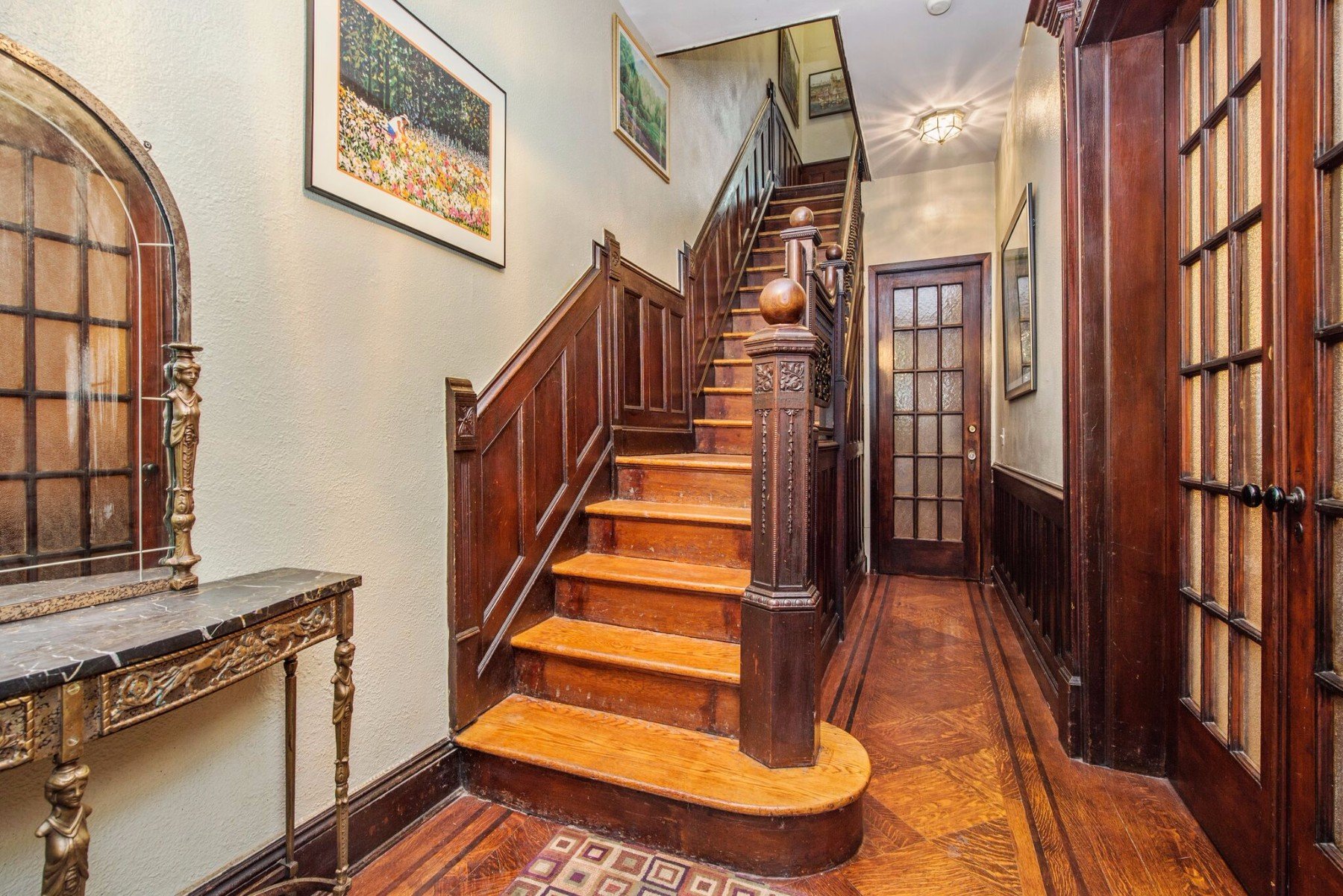 380 Sterling Pl