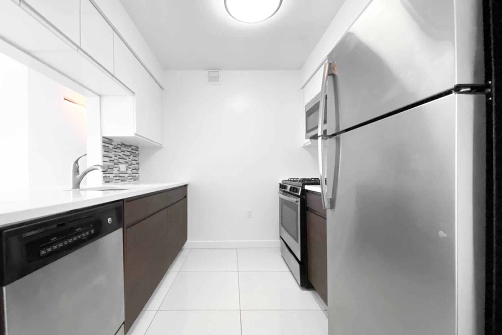 310 East 2nd Street, Apt 6-N