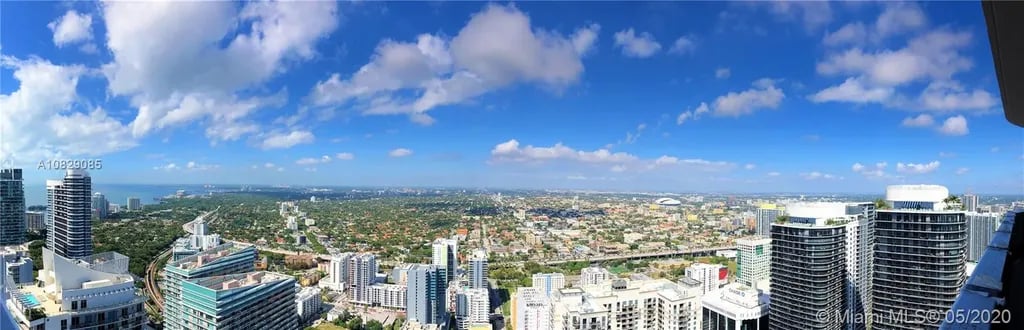 1000 Brickell Plaza